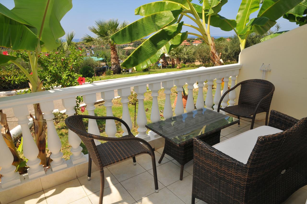 Ionion Star Hotel Tholon Exterior foto